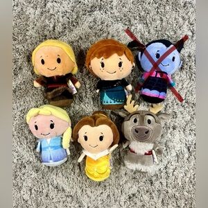 Hallmark Disney Itty Bittys